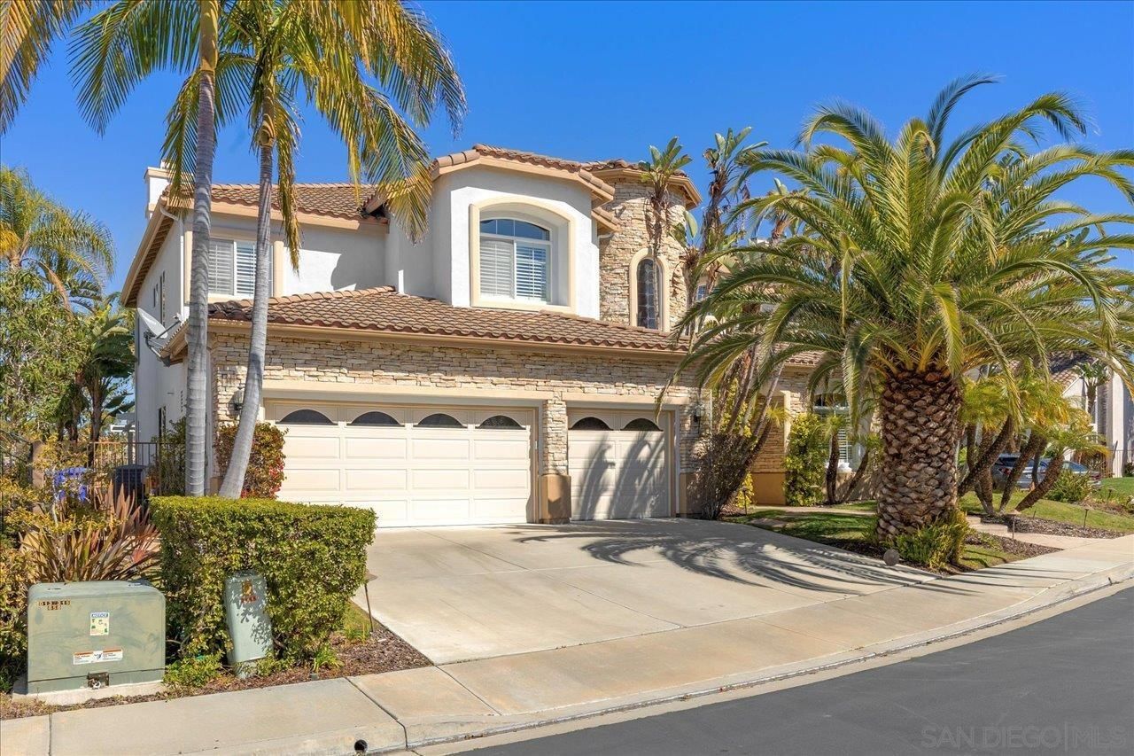 Main Photo: CARLSBAD SOUTH House for sale : 5 bedrooms : 2866 Rancho Diamonte in Carlsbad