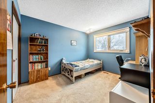 Photo 14: 539 Woodside Place SW in Calgary: Woodlands Detached for sale : MLS®# A2027109