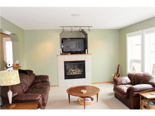 Photo 7: 18 CHAPMAN WAY SE in Calgary: Chaparral Residential Detached Single Family for sale : MLS®# C3631249