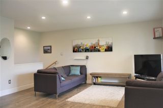 Photo 2: 213 1040 E BROADWAY in Vancouver: Mount Pleasant VE Condo for sale (Vancouver East)  : MLS®# R2274621