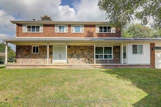 Photo 2: 57 Laureleaf Road in Markham: Bayview Glen House (2-Storey) for sale : MLS®# N8145704