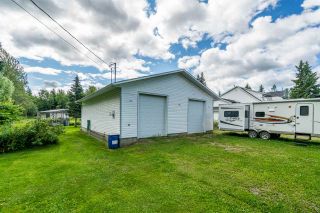 Photo 4: 2995 CHRISTOPHER Drive in Prince George: Hobby Ranches House for sale in "Hobby Ranches" (PG Rural North (Zone 76))  : MLS®# R2568489