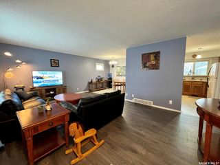 Photo 5: 83 MCSHERRY Crescent in Regina: Normanview West Residential for sale : MLS®# SK925883