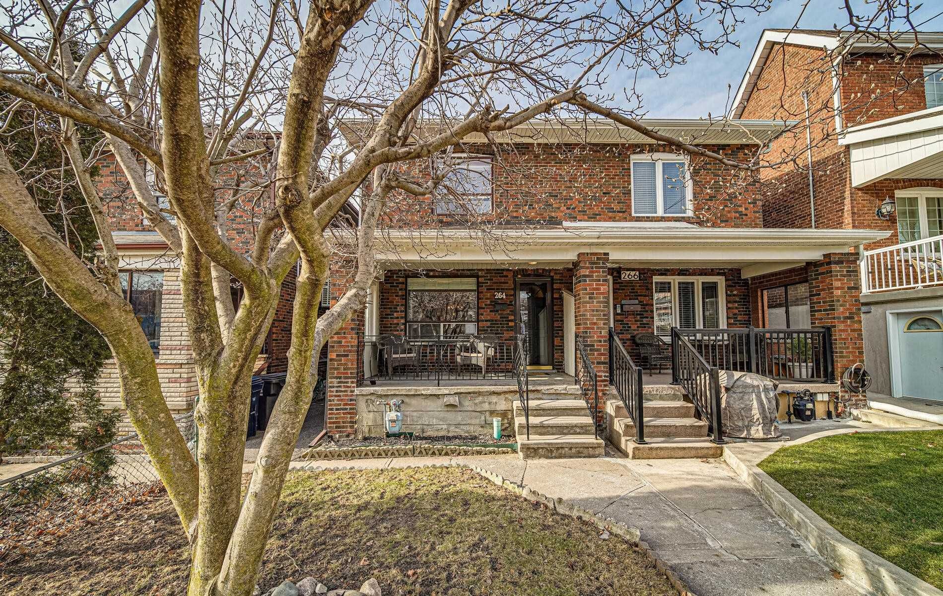 Main Photo: 264 Gilbert Avenue in Toronto: Caledonia-Fairbank House (2-Storey) for sale (Toronto W03)  : MLS®# W5095155