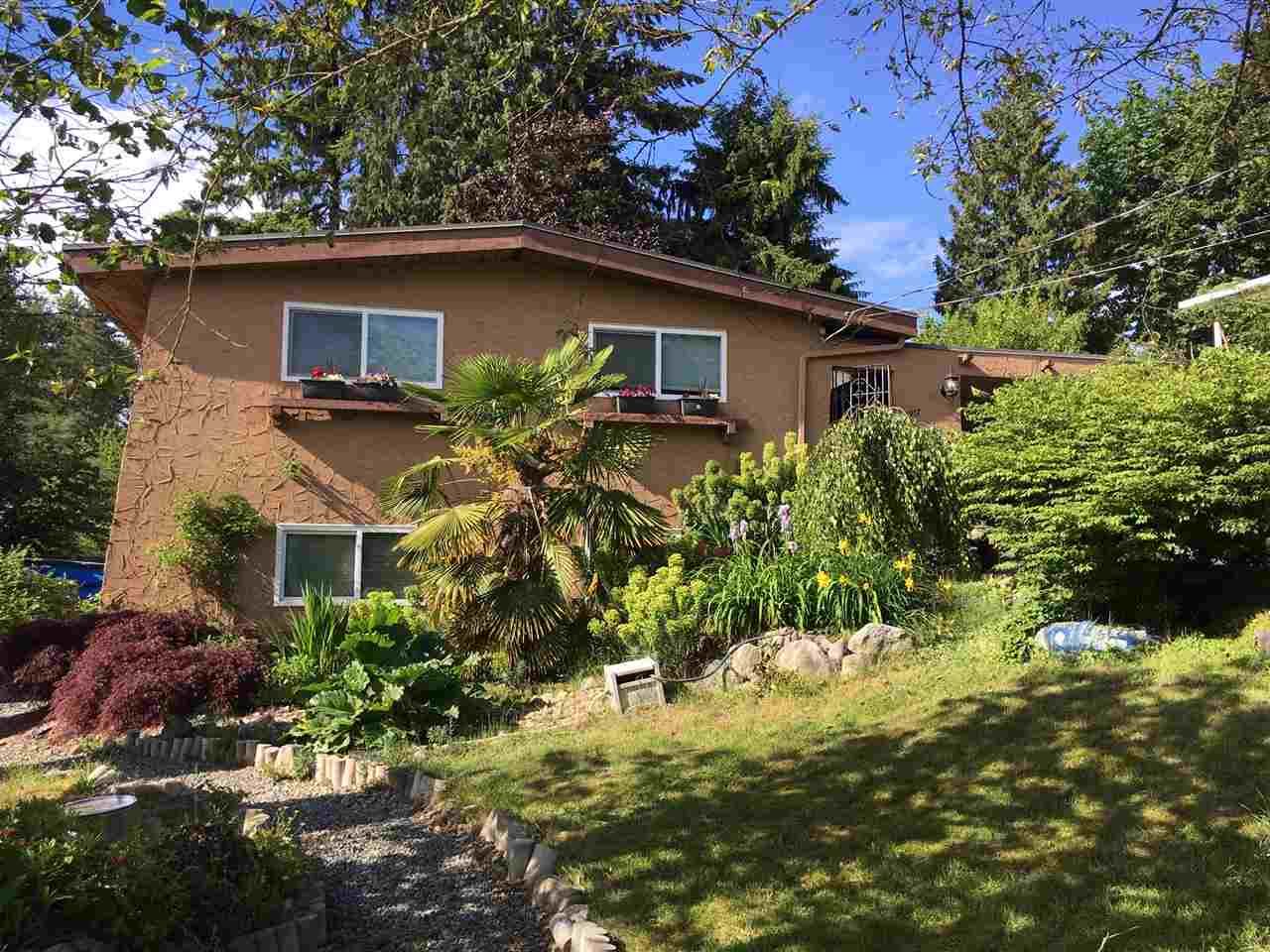 Main Photo: 1917 WILTSHIRE Avenue in Coquitlam: Cape Horn House for sale : MLS®# R2371481