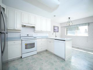 Photo 9: 1676 CORNELL Avenue in Coquitlam: Central Coquitlam House for sale : MLS®# R2880671