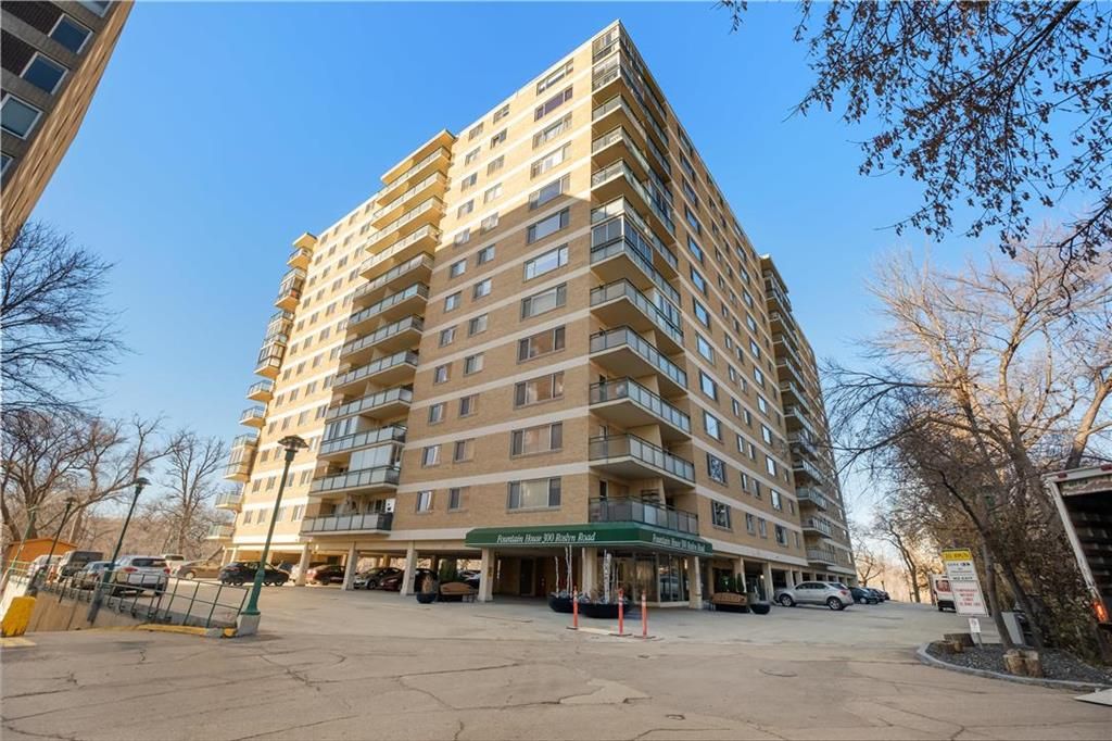 Main Photo: 7A 300 Roslyn Road in Winnipeg: Osborne Village Condominium for sale (1B)  : MLS®# 202330420