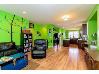 Photo 3: 32798 HOOD Street in Mission: Mission BC House for sale : MLS®# F1429488