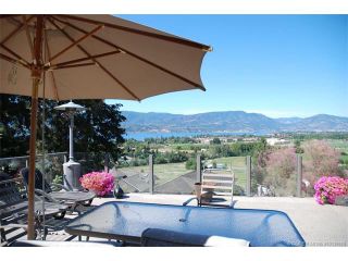 Photo 1: 1065 Bartholomew Court in Kelowna: Lower Mission House for sale : MLS®# 10135869