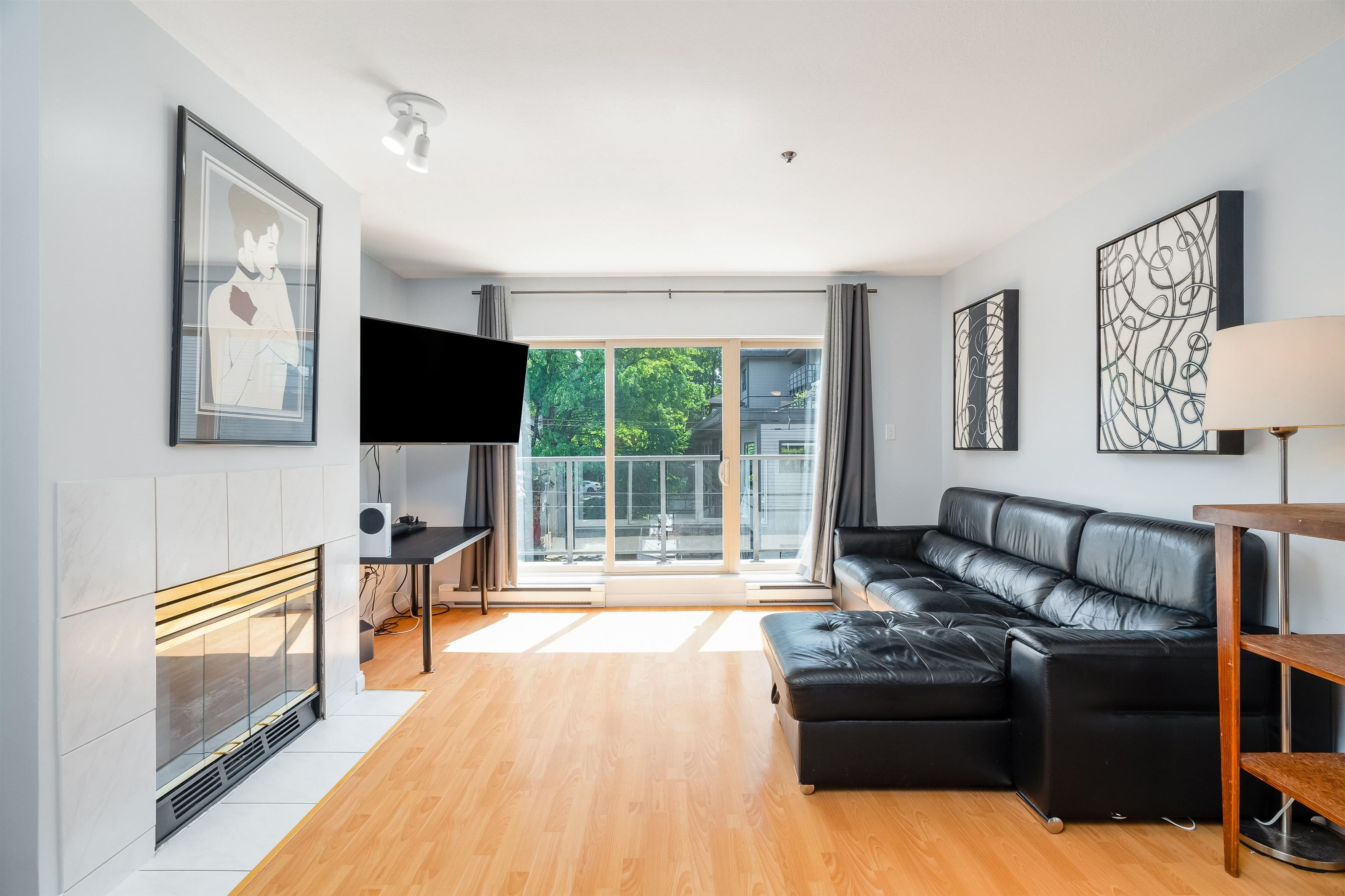 Main Photo: 302 980 W 21ST Avenue in Vancouver: Cambie Condo for sale (Vancouver West)  : MLS®# R2780832