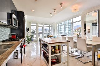 Photo 3: 908 162 VICTORY SHIP WAY in North Vancouver: Lower Lonsdale Condo for sale : MLS®# R2166439