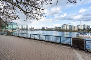 Photo 40: 606 29 SMITHE Mews in Vancouver: Yaletown Condo for sale in "COOPERS LOOKOUT" (Vancouver West)  : MLS®# R2893782