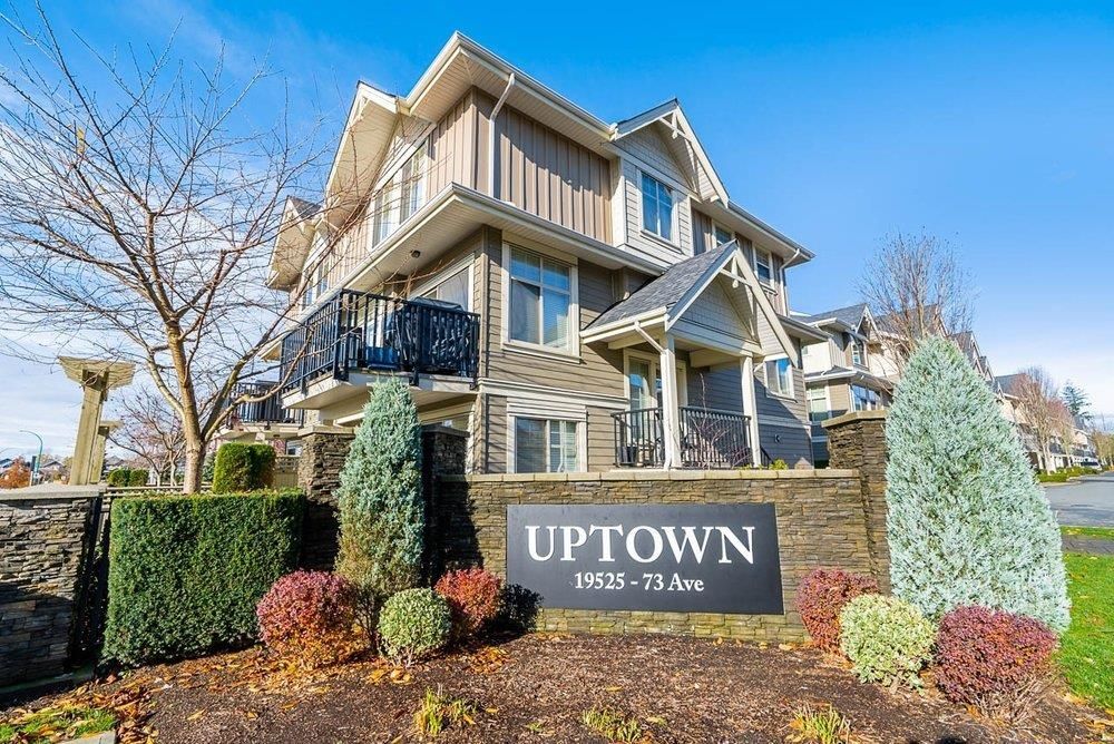 Main Photo: 37 19525 73 Avenue in Surrey: Clayton Townhouse for sale in "UPTOWN" (Cloverdale)  : MLS®# R2631923
