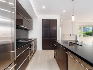 Photo 4: 2945 WALL Street in Vancouver: Hastings Sunrise Townhouse for sale in "Avant" (Vancouver East)  : MLS®# R2723149