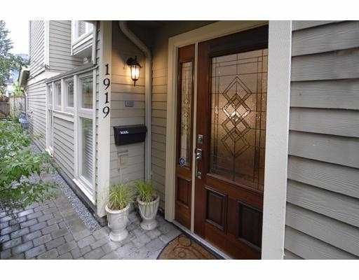 Main Photo: 1919 W 12TH Avenue in Vancouver: Kitsilano Townhouse for sale (Vancouver West)  : MLS®# V659271