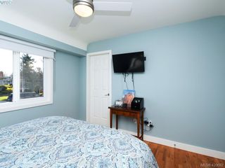 Photo 10: 2940 Queenston St in VICTORIA: SE Camosun House for sale (Saanich East)  : MLS®# 832596