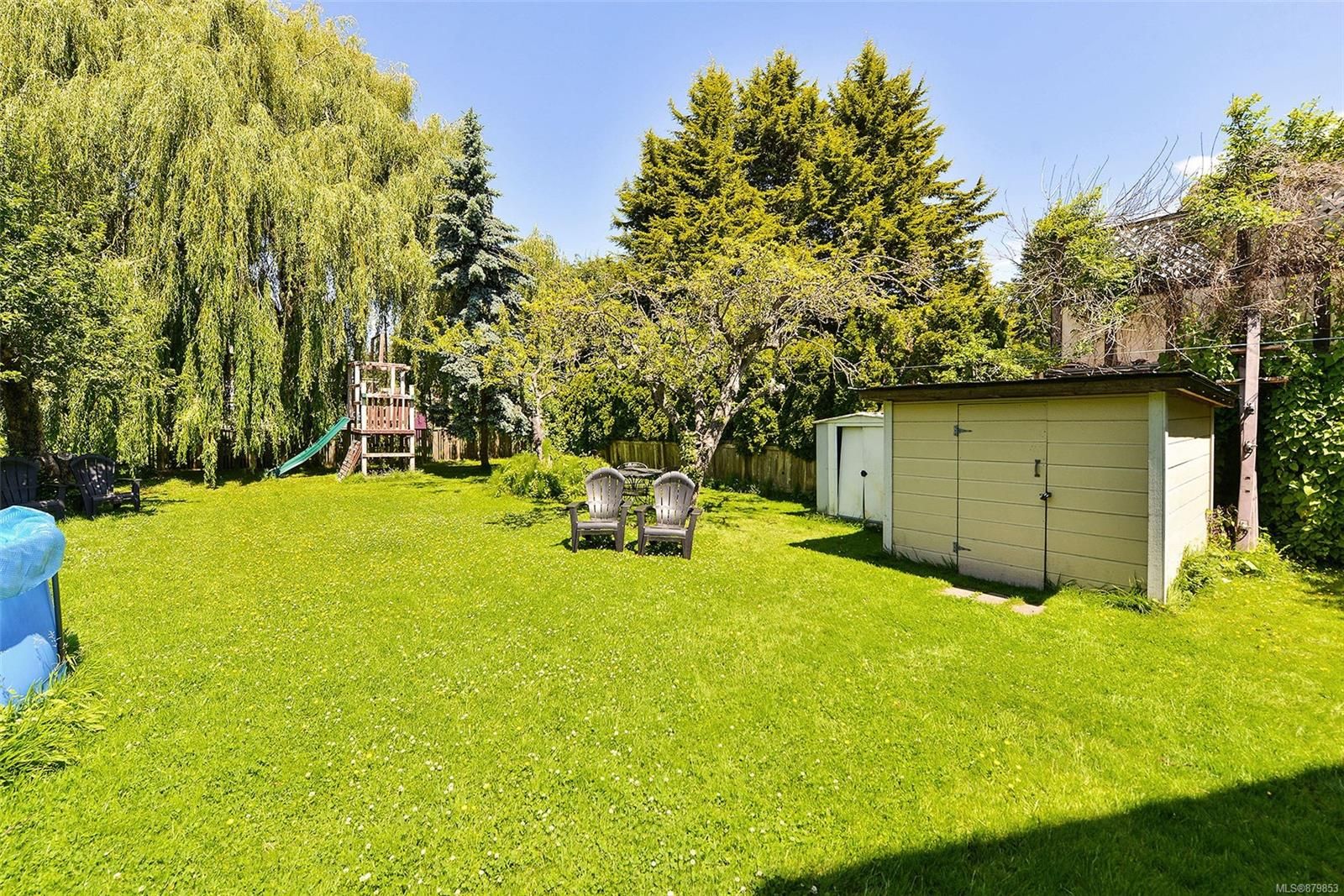 Photo 4: Photos: 1010 Sutlej St in Victoria: Vi Fairfield West House for sale : MLS®# 879853