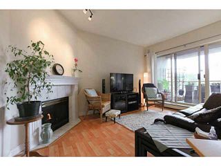 Photo 2: 227 2109 ROWLAND Street in Port Coquitlam: Central Pt Coquitlam Condo for sale in "PARKVIEW PLACE" : MLS®# V1108179