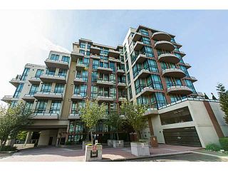 Photo 2: 320 10 RENAISSANCE Square in New Westminster: Quay Condo for sale in "MURANO" : MLS®# V1139711