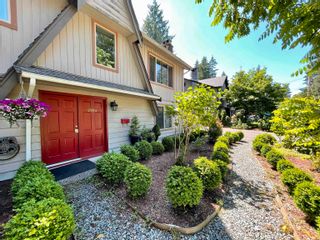 Photo 2: 2554 PATRICIA Avenue in Port Coquitlam: Woodland Acres PQ House for sale : MLS®# R2710792