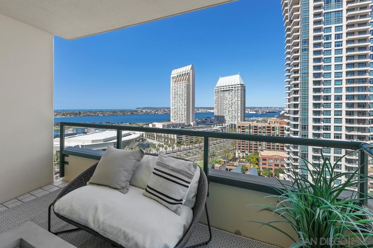 Main Photo: DOWNTOWN Condo for sale : 3 bedrooms : 510 1st Ave #1904 in San Diego