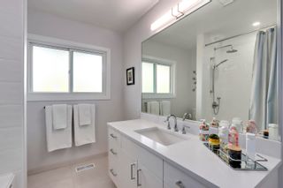 Photo 21: 3825 GLENVIEW Crescent in North Vancouver: Forest Hills NV House for sale : MLS®# R2878066