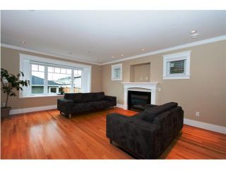 Photo 2: 3243 GRAVELEY Street in Vancouver: Renfrew VE House for sale (Vancouver East)  : MLS®# V852486