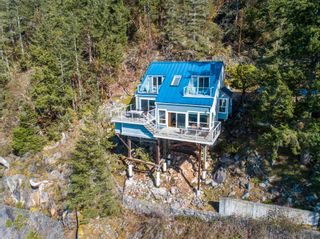 Photo 3: 10 5471 SECRET COVE Road in Halfmoon Bay: Halfmn Bay Secret Cv Redroofs House for sale in "Secret Cove Mews" (Sunshine Coast)  : MLS®# R2666620