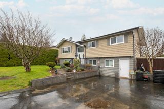 Photo 1: 1551 MANNING Avenue in Port Coquitlam: Glenwood PQ House for sale : MLS®# R2666818