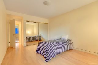 Photo 9: 507 1949 BEACH Avenue in Vancouver: West End VW Condo for sale in "BEACH TOWN HOUSE APARTMENTS" (Vancouver West)  : MLS®# R2217815