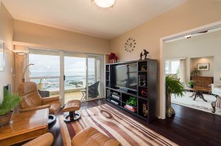 Photo 6: 2375 FOLKESTONE Way in West Vancouver: Panorama Village Townhouse for sale in "Westpointe" : MLS®# R2147678