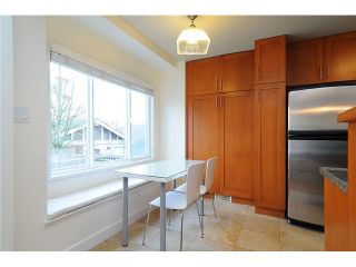 Photo 9: 4472 QUEBEC Street in Vancouver: Main House for sale in "MAIN STREET" (Vancouver East)  : MLS®# V1037297