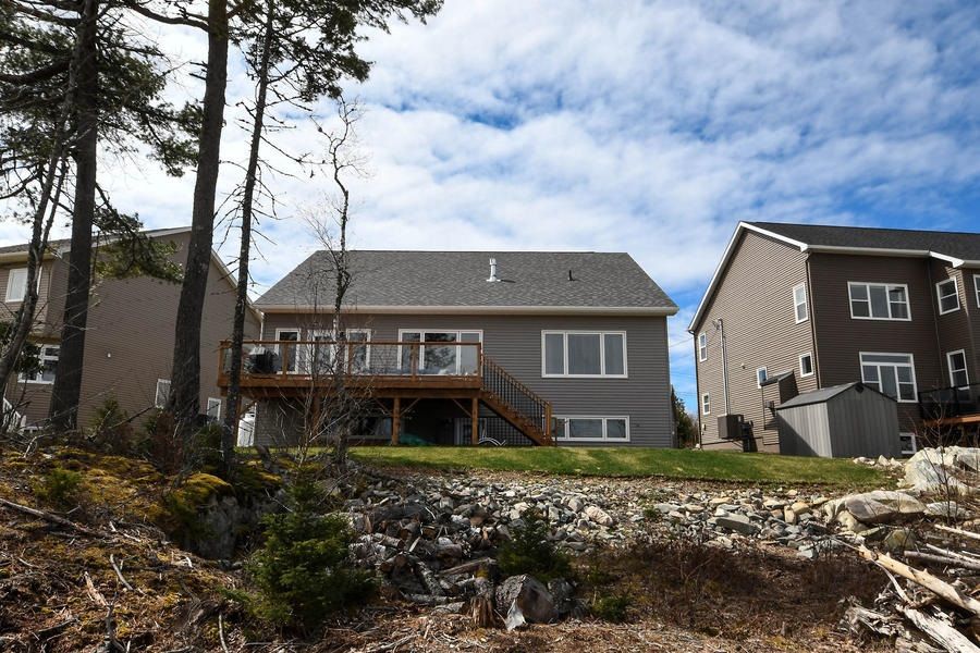 Photo 31: Photos: 116 Lakeridge Drive in Dartmouth: 16-Colby Area Residential for sale (Halifax-Dartmouth)  : MLS®# 202109263