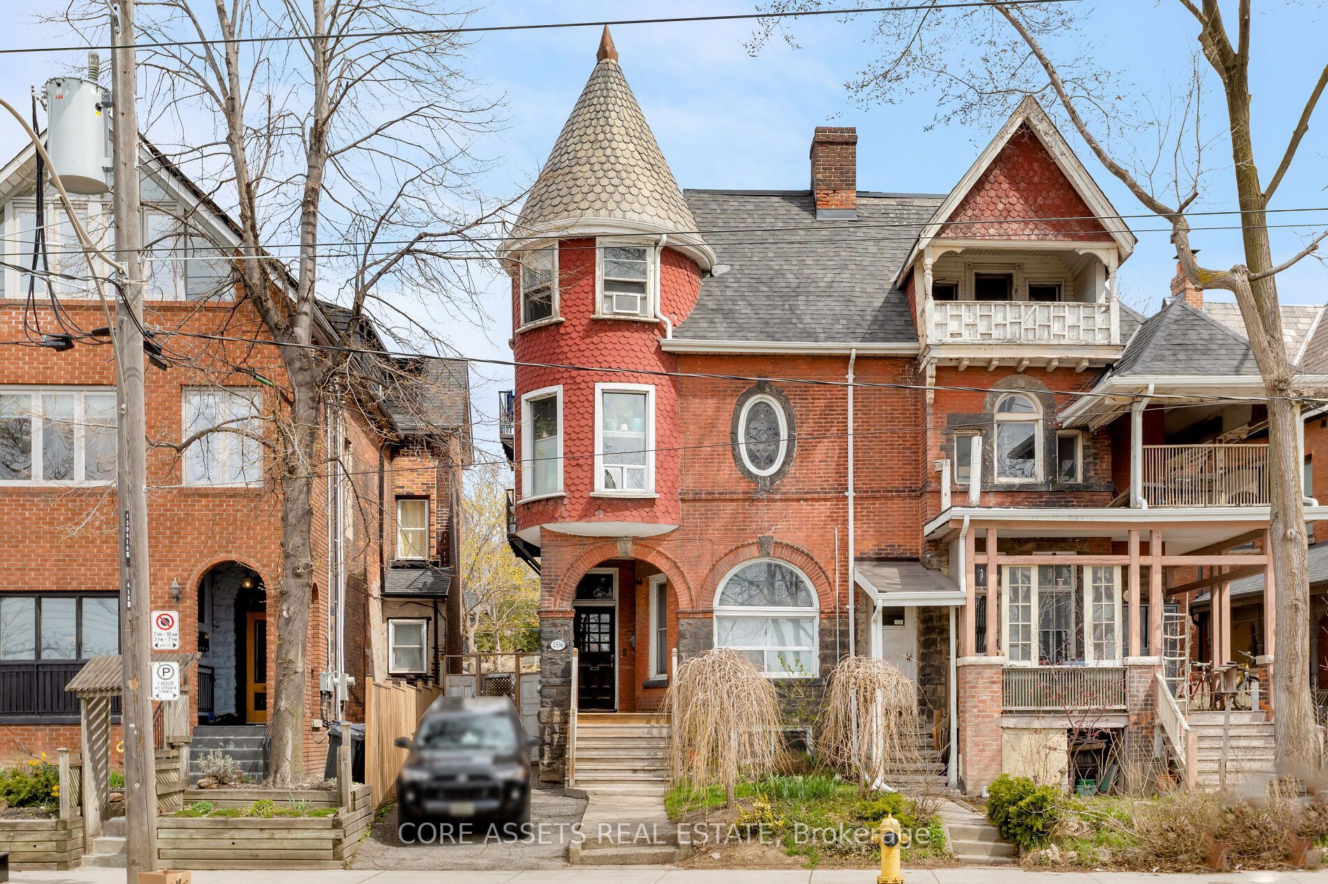 Main Photo: 1536 King Street W in Toronto: South Parkdale House (2 1/2 Storey) for sale (Toronto W01)  : MLS®# W6788546