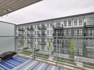 Photo 8: 319 13963 105 Boulevard in Surrey: Whalley Condo for sale in "HQ DWELL" (North Surrey)  : MLS®# R2692792