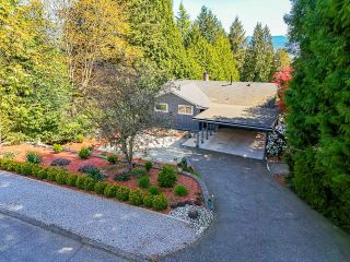 Photo 2: 3055 LAZY A Street in Coquitlam: Ranch Park House for sale : MLS®# R2874480
