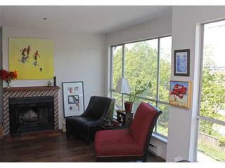 Photo 3: 303 1166 6TH Ave in Vancouver West: Home for sale : MLS®# V828768