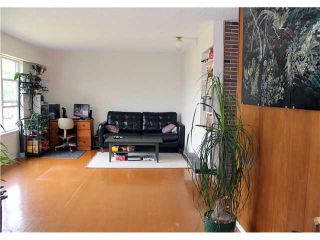 Photo 2: 2940 CHARLES Street in Vancouver: Renfrew VE House for sale (Vancouver East)  : MLS®# V978797
