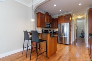 Photo 7: 927 Shirley Rd in VICTORIA: Es Kinsmen Park Half Duplex for sale (Esquimalt)  : MLS®# 813669