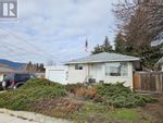 Main Photo: 731 NELSON Avenue in Penticton: House for sale : MLS®# 10305744