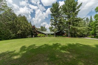 Photo 1: 174 Couchs Road in Apsley: House for sale : MLS®# X5997881