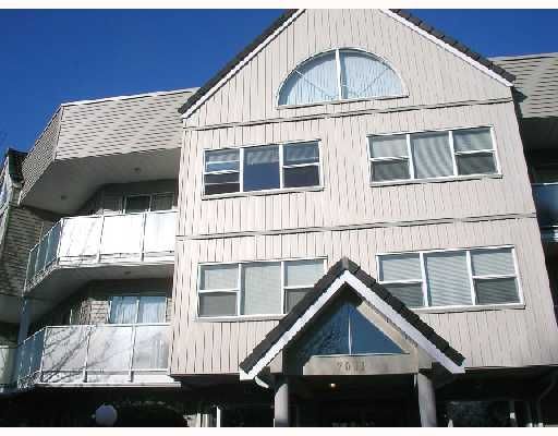 Main Photo: 305 7011 BLUNDELL Road in Richmond: Brighouse South Condo for sale in "WINDSOR GARDEN" : MLS®# V701334
