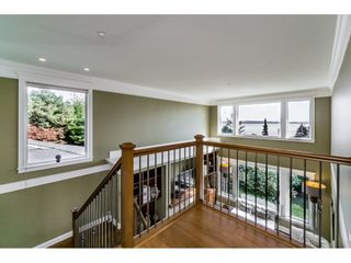 Photo 10: 14438 MALABAR CRESCENT: White Rock House for sale (South Surrey White Rock)  : MLS®# R2104715
