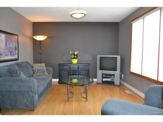 Photo 2: 44 Lavalee Road in WINNIPEG: St Vital Residential for sale (South East Winnipeg)  : MLS®# 1407650