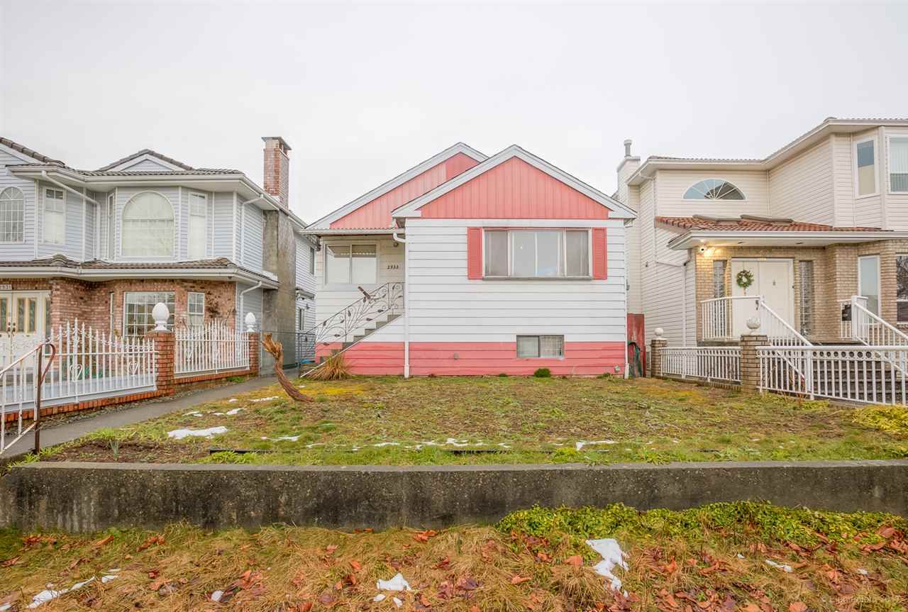 Main Photo: 2933 E 43RD Avenue in Vancouver: Killarney VE House for sale (Vancouver East)  : MLS®# R2145638