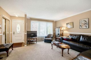 Photo 4: 224 Bernard Mews NW in Calgary: Beddington Heights Detached for sale : MLS®# A2004484