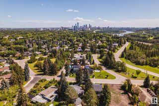 Photo 3: 13810 RAVINE Drive in Edmonton: Zone 11 House for sale : MLS®# E4368575