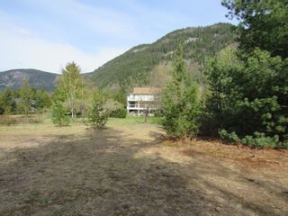 Photo 42: 925 COLUMBIA ROAD in Castlegar: House for sale : MLS®# 2476320
