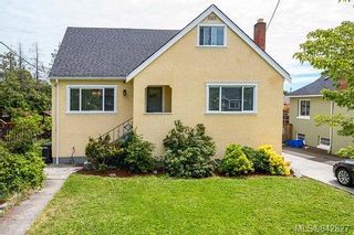 Photo 1: 2715 Forbes St in Victoria: Vi Oaklands House for sale : MLS®# 842827