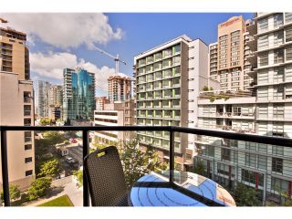 Photo 13: 706 1212 HOWE Street in Vancouver: Downtown VW Condo for sale in "1212 HOWE" (Vancouver West)  : MLS®# V1009386